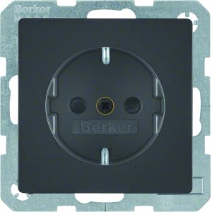 WCD RA, KB, steek, berker Q.1/Q.3/Q.7, a