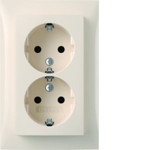 WCD RA 2V (enkele inb.doos) , hoog, berk