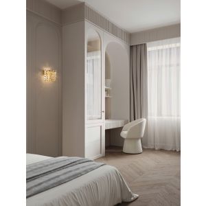 CELYSIA Platinum Gold Metal & Crystal LE
